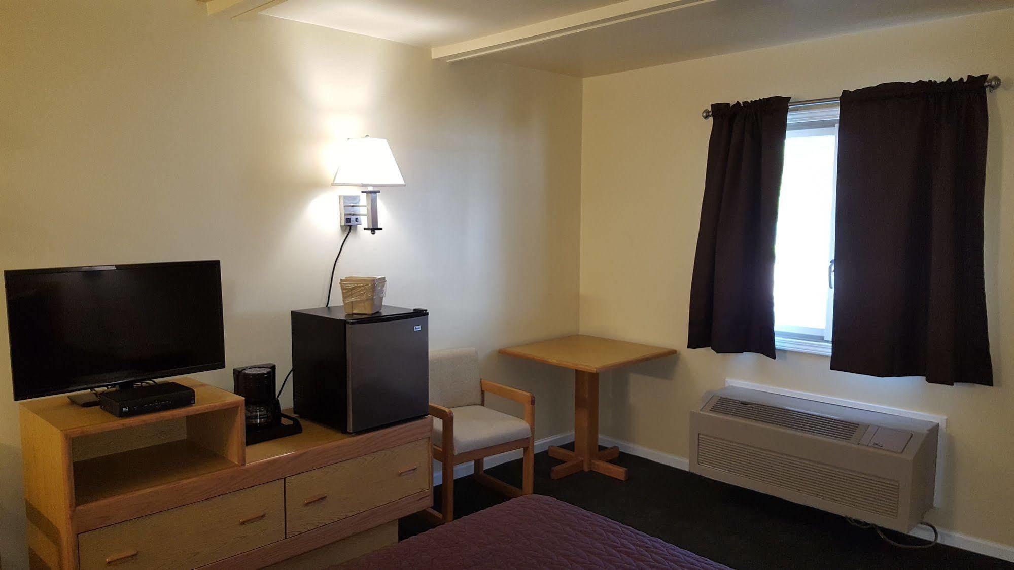 Captain'S Quarters Motel Saugatuck Bagian luar foto