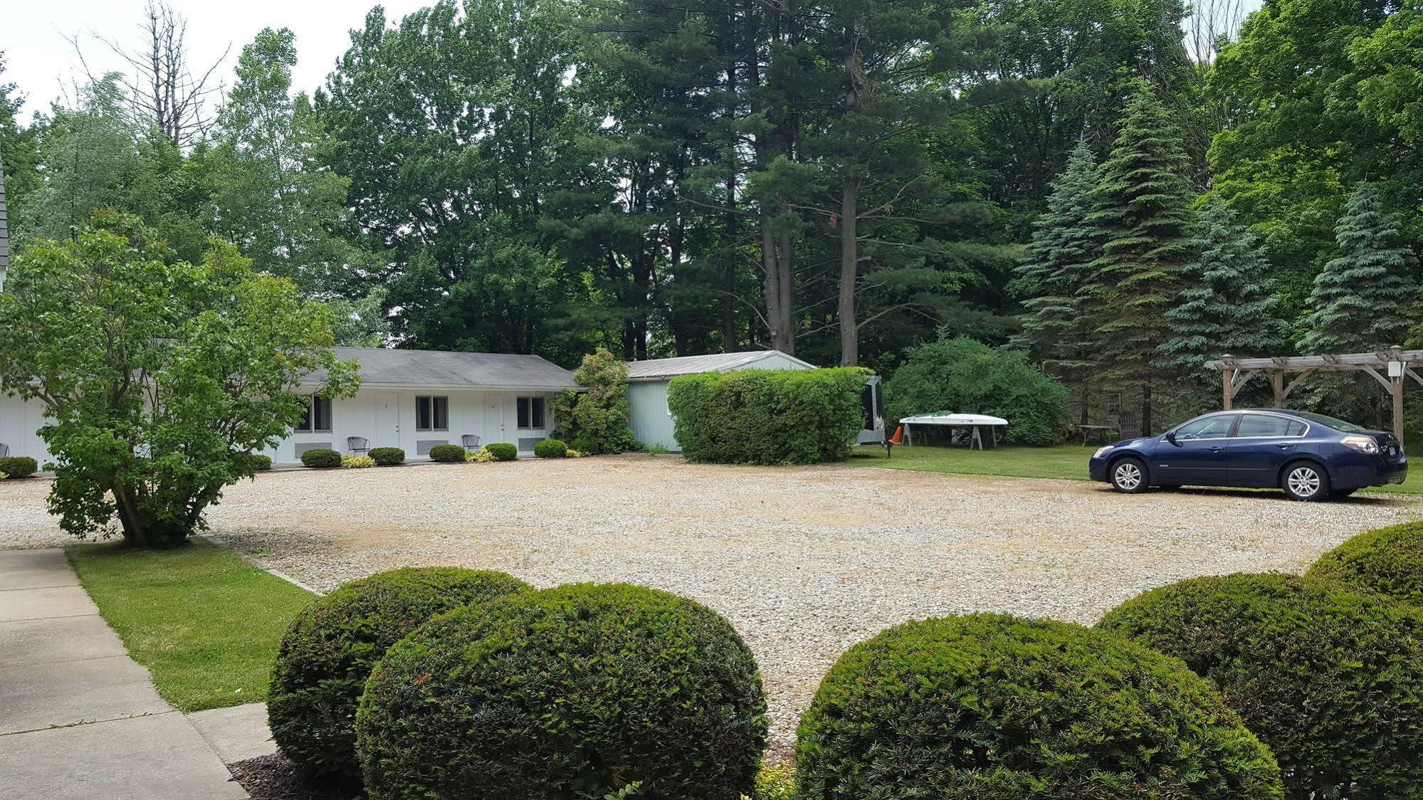 Captain'S Quarters Motel Saugatuck Bagian luar foto